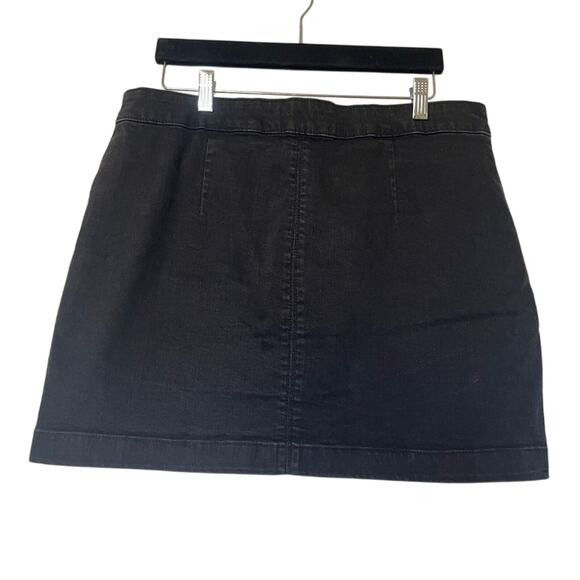 Roxy Black Denim Mini Skirt Zip Front Utility Style Size 10 Biker Chic Preppy - Picture 7 of 8